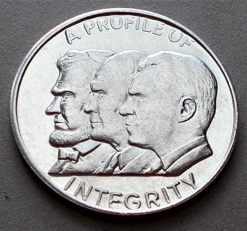 Post-Your-Presidential-And-Other-Campaign-Commemorative-Challenge-Coins-And-Tokens!